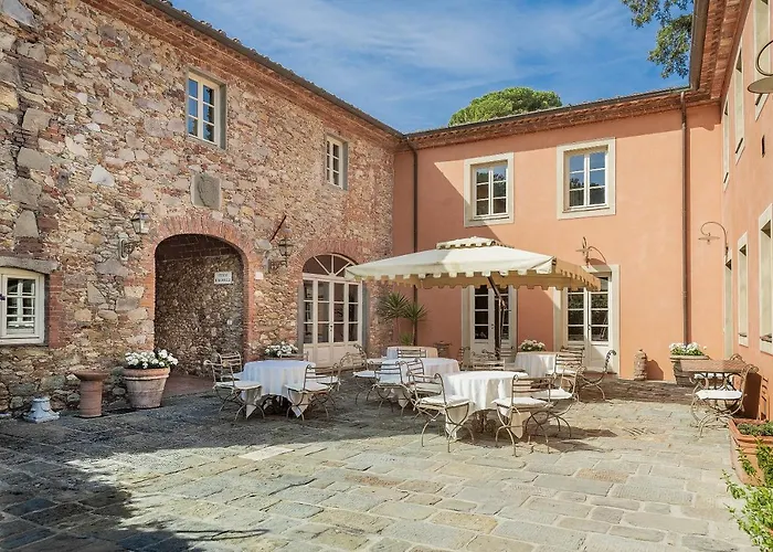 Coselli 'S Collection. Luxury Villas Rental Capannori